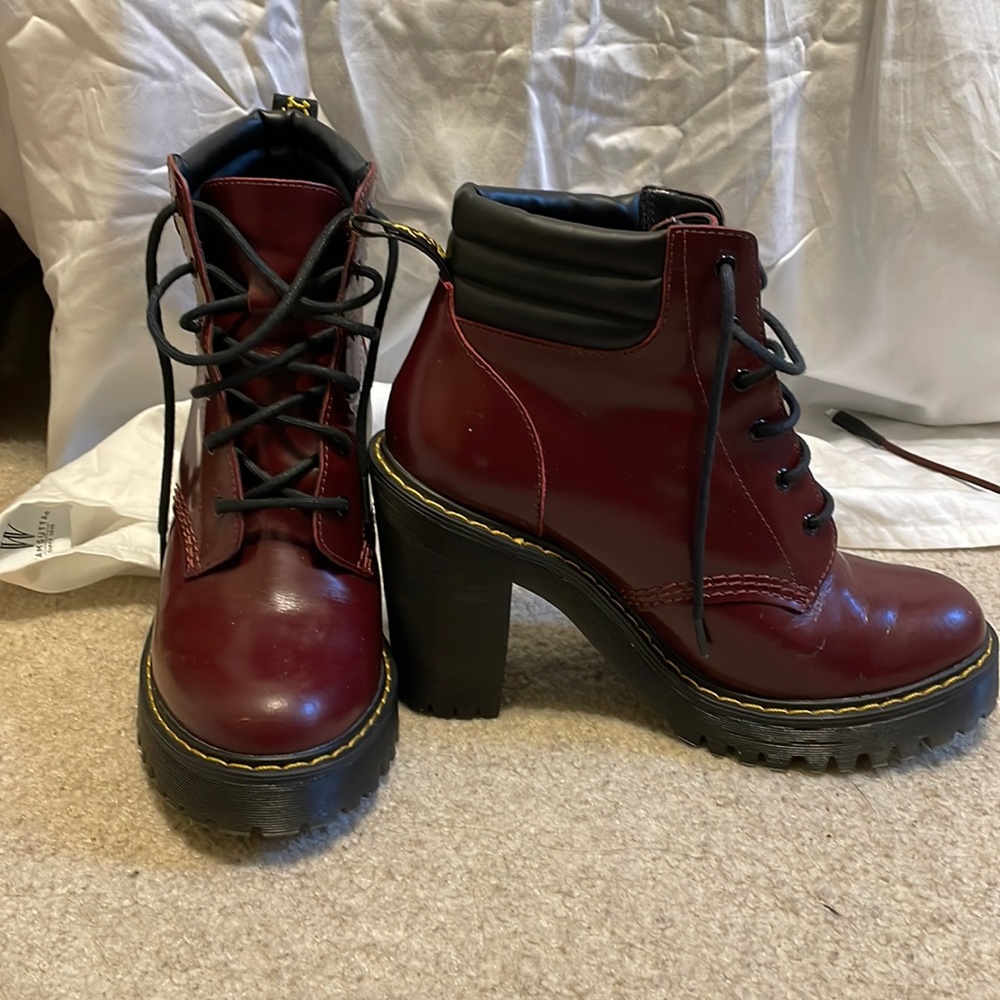 Dr. Martens Persephone Heel Burgundy Ref Boots